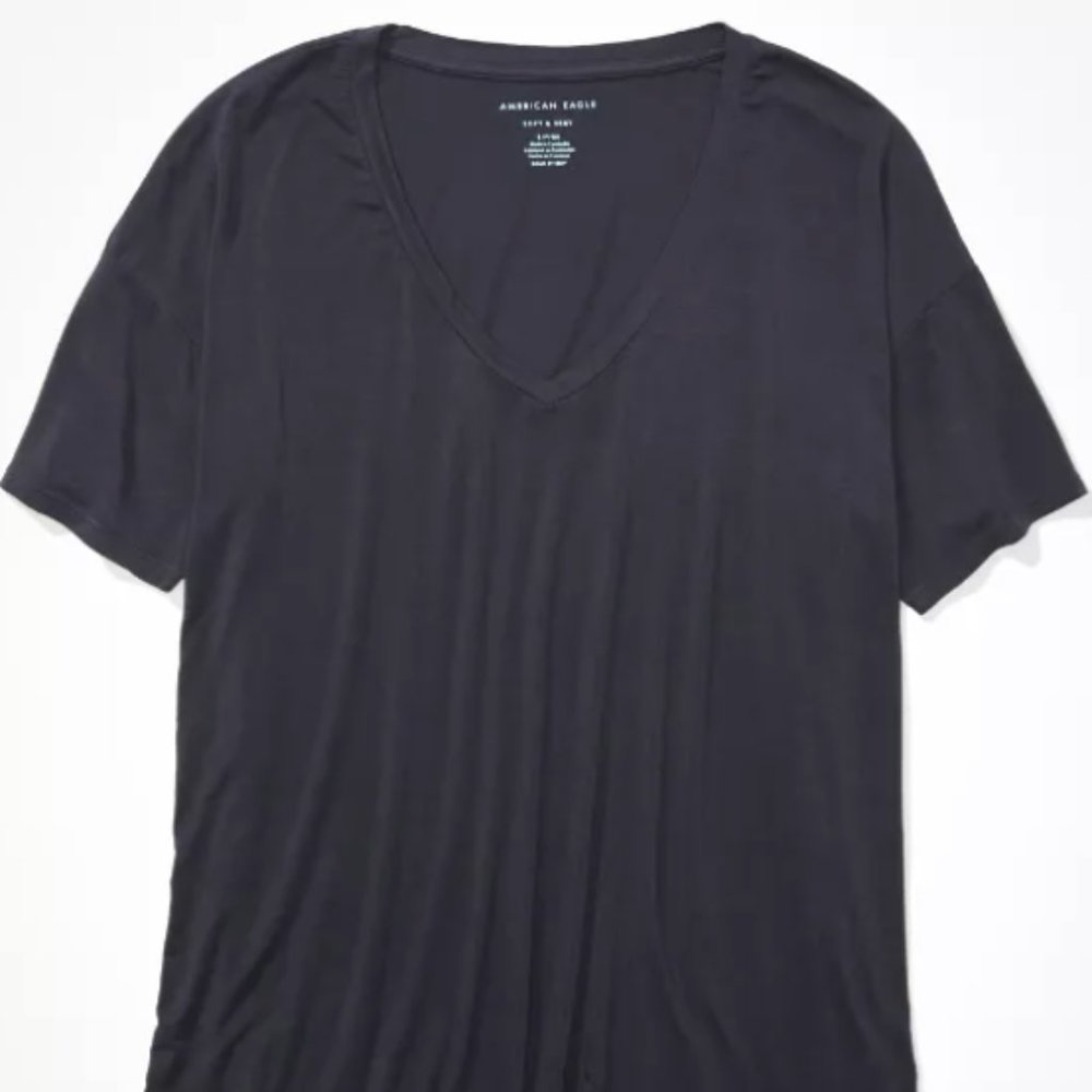 American Eagle Soft & Sexy Women's V Neck Tee
